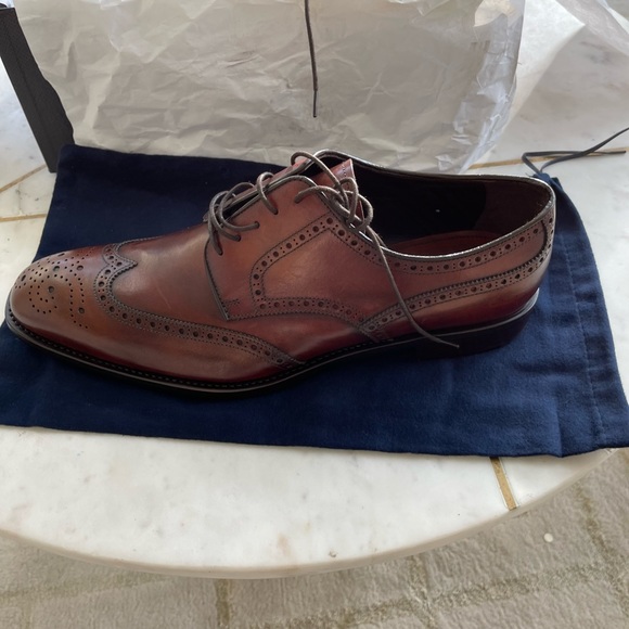 Brand new brown leather Prada shoes . - Picture 4 of 9